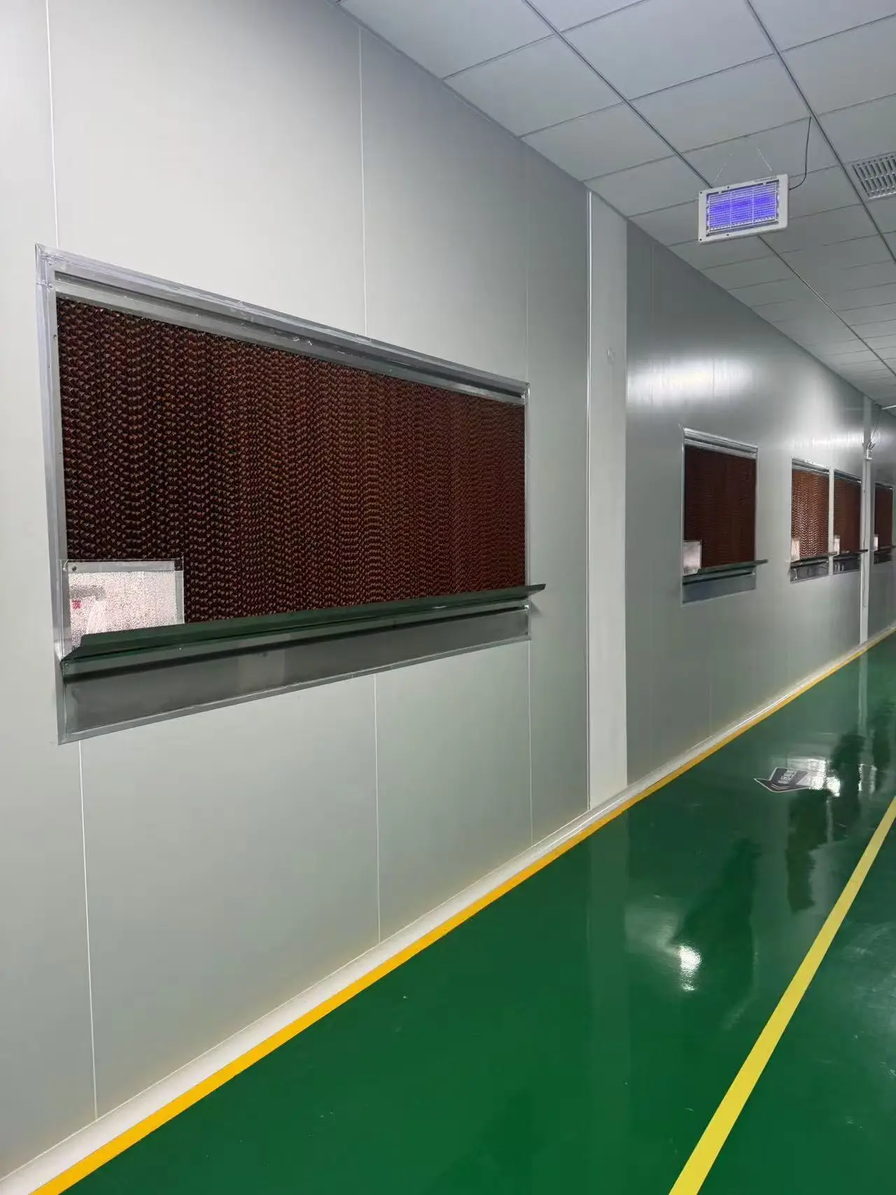 昆山浩風(fēng)通風(fēng)降溫設(shè)備有限公司：廠房通風(fēng)系統(tǒng)/通風(fēng)設(shè)備/通風(fēng)工程/降溫通風(fēng)設(shè)備技術(shù)先驅(qū)者